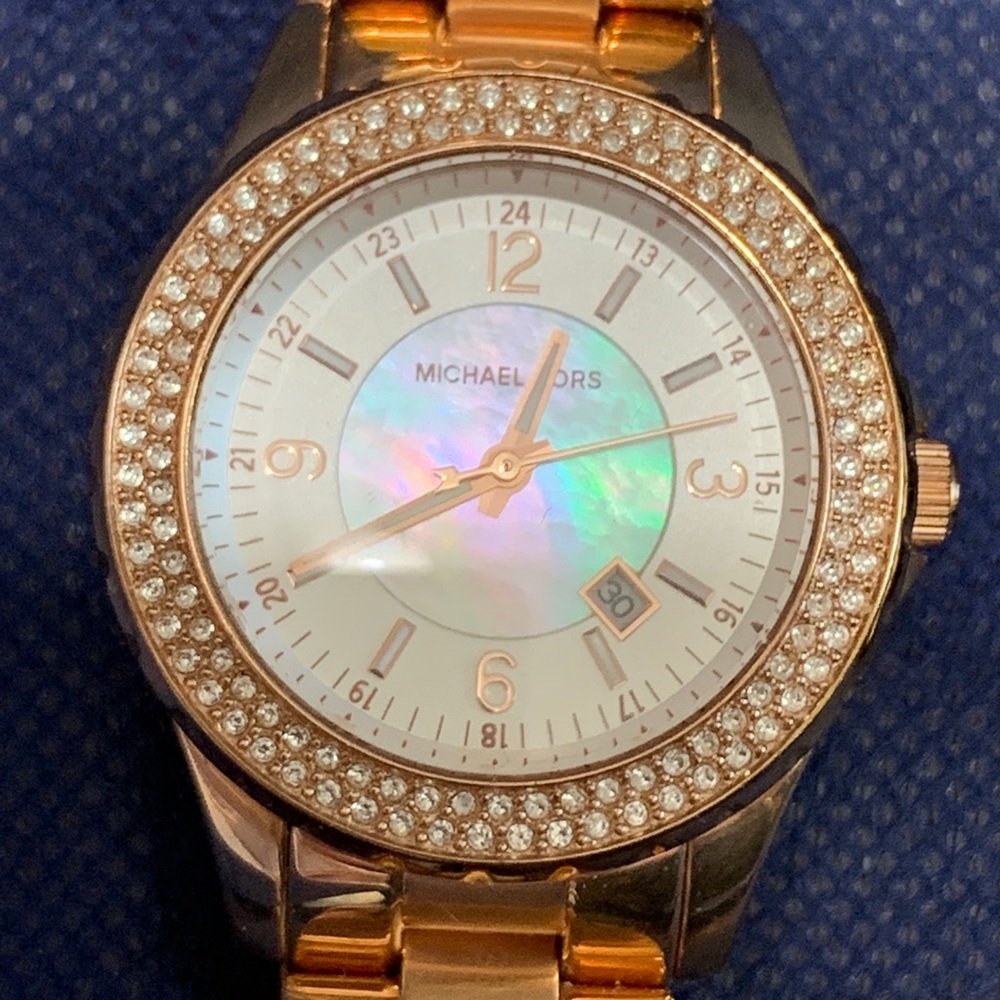 Michael Kors Watch - Picture 2 of 3